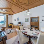 Riva Lägenhet Makarska