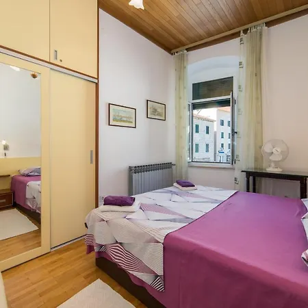Apartment Riva Makarska