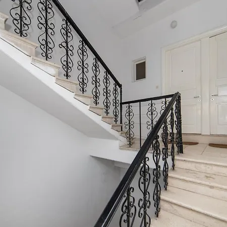 Riva Apartman *