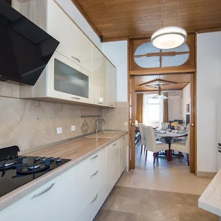 Apartman Riva *